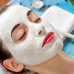 Benefits of a White Gline Mask — example of a freelancer's portfolio in the category Copywriting