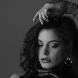 portrait retouching — example of a freelancer's portfolio in the category Photo Processing