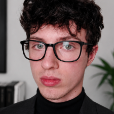 Freelancer Oleksandr H. — Ukraine, Cherkassy. Core skill — Text Translation, Copywriting