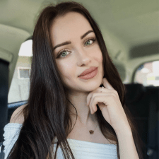 Freelancer Albina S. — Ukraine. Fachgebiet — Textübersetzung, Testing & QA