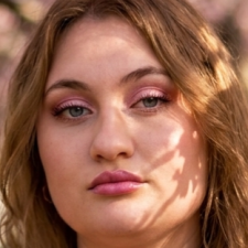 Freelancer Alona Z. — Ukraine, Chernovtsy. Core skill — AI Art, Photo Processing