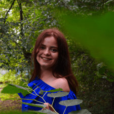 Freelancer Alina H. — Ukraina, Dniepr. Specjalizacja — Loga, Opracowanie prezentacji