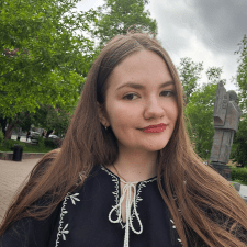 Freelancer Alina H. — Ukraina, Czerniowce. Specjalizacja — Copywriting, Usługi prawne