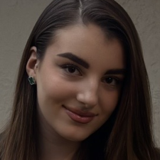 Freelancer Karina P. — Ukraine, Kyiv. Core skill — Text Translation, Presentations