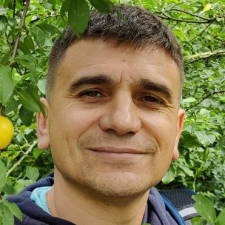 Замовник Олександр К. — Україна.