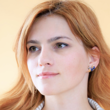 Freelancer Alona U. — Ukraine, Kharkiv. Core skill — Interface Design (UI/UX), Vector Graphics