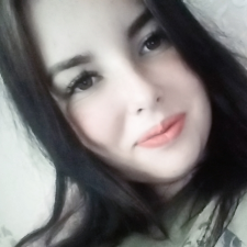 Freelancer Amina P. — Ukraine, Mykolaiv. Core skill — Customer Support, Photo Processing