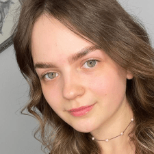 Freelancer Anastasia H. — Ukraine, Lvov. Core skill — Illustrations & Drawings, Business Card Design