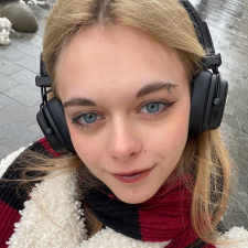 Freelancer Anastasiia F. — Ukraine, Lvov. Core skill — Illustrations & Drawings, Interface Design (UI/UX)