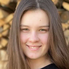 Freelancer Anastasiia K. — Ukraine. Core skill — 3D Modeling, Animation