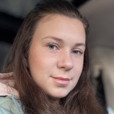 Freelancer Anastasiia P. — Ukraine, Kyiv. Core skill — Online Stores & E-commerce, Data Processing