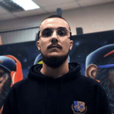 Фрилансер Андрей Ч. — Україна, Горішні Плавні. Спеціалізація — Фірмовий стиль, Логотипи