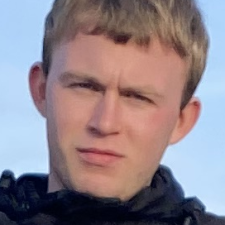 Freelancer Andrian H. — Dania, Nykjobing. Specjalizacja — AI tekst, Edycja i korekta tekstu