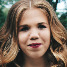 Freelancer Anna A. — Ukraina, Pokrow. Specjalizacja — Przepisywanie tekstów (rewright), Copywriting