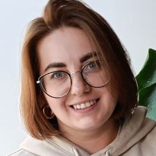 Freelancer Anna P. — Ukraine, Kharkiv. Core skill — Presentations