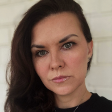 Freelancer Anna S. — Ukraine, Kyiv. Core skill — Logo Design, Interface Design (UI/UX)