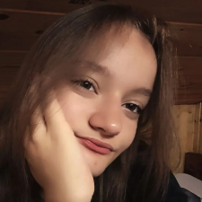 Фрилансер Анна Ч. — Украина, Черновцы. Специализация — Дизайн одежды, Логотипы