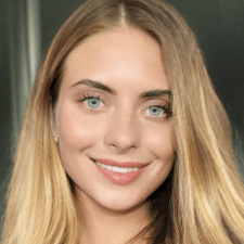 Freelancer Anna Z. — Ukraina, Kijów. Specjalizacja — Pisanie artykułów