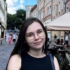 Freelancer Anna A. — Ukraine, Kyiv. Core skill — Vector Graphics, Logo Design