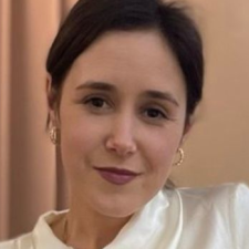 Freelancer Anna S. — Ukraine, Kalush. Core skill — Social Media Marketing (SMM), Marketing Research