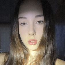Freelancer Arina I. — Ukraine, Dnipro. Fachgebiet — Java, Social Media Seiten-Design