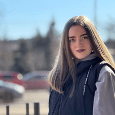 Фрилансер Аріна П. — Україна, Кривий Ріг. Спеціалізація — C#, Розробка презентацій