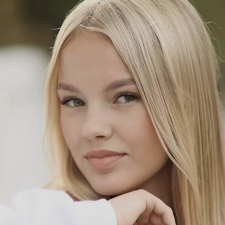 Freelancer Arina Z. — Ukraina, Połtawa. Specjalizacja — Praca z klientami, Projektowanie stron w mediach społecznościowych