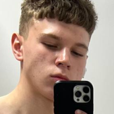 Freelancer Arsen S. — Ukraine, Neteshin. Fachgebiet — Audio- und Videobearbeitung, KI-Video-Generierung