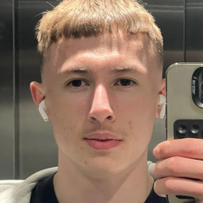 Freelancer Andrii A. — Ukraine, Bershad. Fachgebiet — Webprogrammierung, KI-Beratung