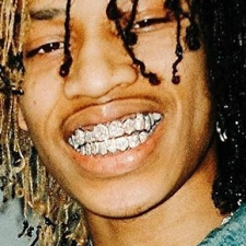 Ayo Bowles