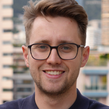 Freelancer Anatolii T. — Germany. Core skill — Lead Generation & Sales, Web Programming