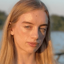 Freelancer Andriana B. — Poland. Core skill — Databases & SQL, Content Management Systems
