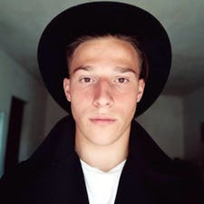 Freelancer Artem C. — Ukraina. Specjalizacja — Projektowanie stron internetowych, Projektowanie stoisk wystawowych