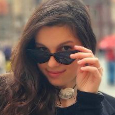 Freelancer Daniela D. — Ukraine. Core skill — Social Media Advertising