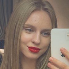 Freelancer Daryna O. — Ukraina, Równe. Specjalizacja — Tłumaczenie tekstów, Copywriting