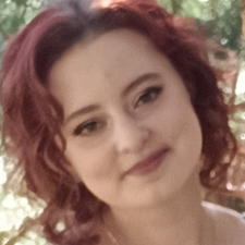 Freelancer Darina Z. — Ukraine, Zhitomir. Core skill — Transcribing, Social Media Page Design