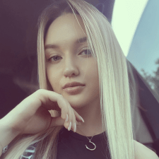 Freelancer Diana K. — Ukraine. Core skill — Interface Design (UI/UX), Web Design