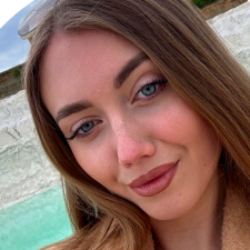 Freelancer Nastya D. — Ukraine, Pervomaisk. Core skill — Text Translation, AI Content Creation