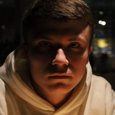 Фрилансер Дмитро К. — Україна, Київ. Спеціалізація — Переклад текстів, Дизайн візиток