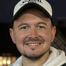 Freelancer Dmytro P. — Ukraina, Sumy. Specjalizacja — Tłumaczenie tekstów, Copywriting