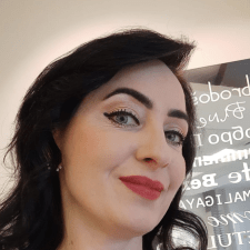 Freelancer Oksana K. — Israel, Петах Тиква. Core skill — Web Programming, Website Development