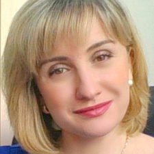 Елена Николаева