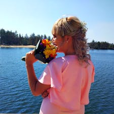 Фрилансер Елена А. — Украина, Киев. Специализация — Перевод текстов, Транскрибация