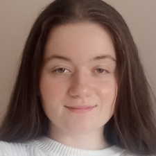 Freelancer Olena M. — Polska. Specjalizacja — Nazewnictwo i slogany, Copywriting