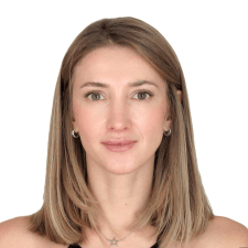 Freelancer Elena P. — Ukraine, Odessa. Core skill — Interface Design (UI/UX), Packaging and label design