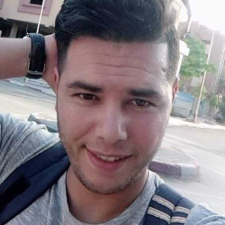 Freelancer Yevhen Y. — Ukraine, Mykolaiv. Core skill — AI Consulting, Tuition