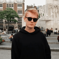 Фрилансер Иван Б. — Украина, Ивано-Франковск. Специализация — Дизайн интерфейсов (UI/UX), Предметный дизайн