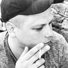 Freelancer Yevhenii K. — Ukraina, Dniepr. Specjalizacja — Transkrypcja nagrań, Copywriting