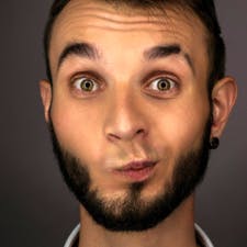 Freelancer Konstantin Z. — Ukraina, Kijów. Specjalizacja — Copywriting