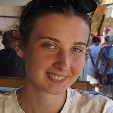 Freelancer Bohdana K. — Ukraina, Kijów. Specjalizacja — Projektowanie dla poligrafii, Obróbka zdjęć